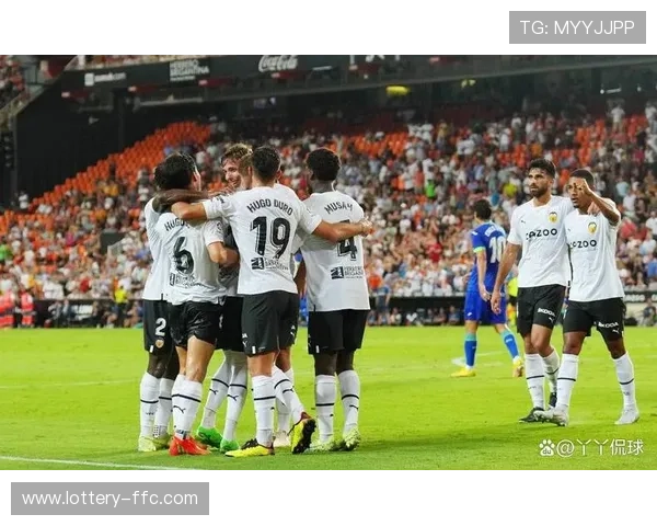 瓦伦西亚险胜赫塔菲，主场优势助其脱离降级区